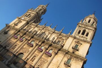 contactos en jaen capital