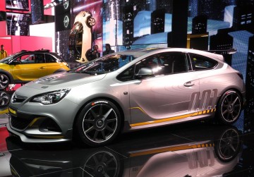 Rekordjäger und Alltagsrenner: Die Sportwagen-Premieren in Genf