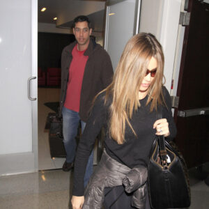 'Modern Family' star, Sofia Vergara and Nick Loeb are spotted together as they board a flight out of Los Angeles