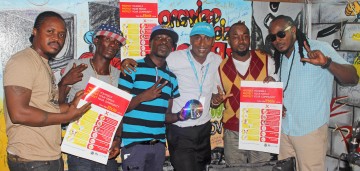 El rap planta cara al ébola