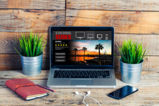 Streaming video service in a laptop computer. – El Digital de Asturias