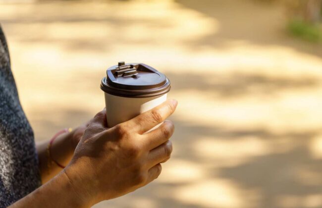 Café para llevar: el ritual antes de que todo empiece