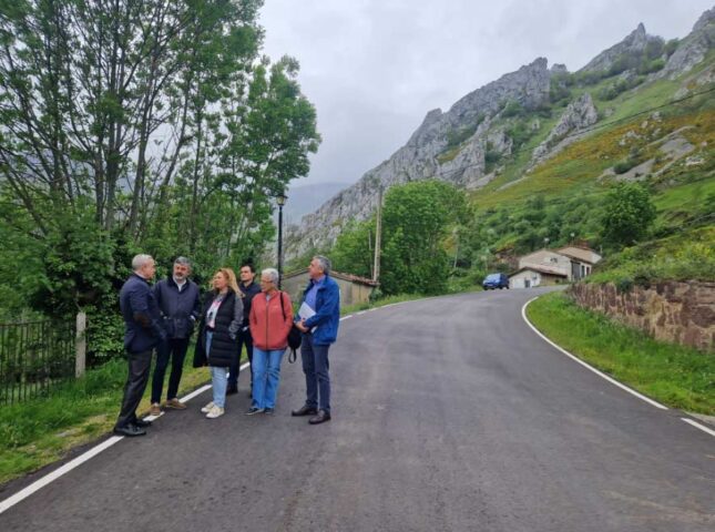 Obras en la carretera de Asturias que une Campumanes y La Cubilla