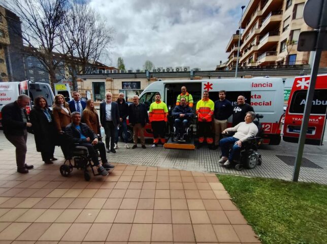 El Sespa pone en servicio tres ambulancias adaptadas