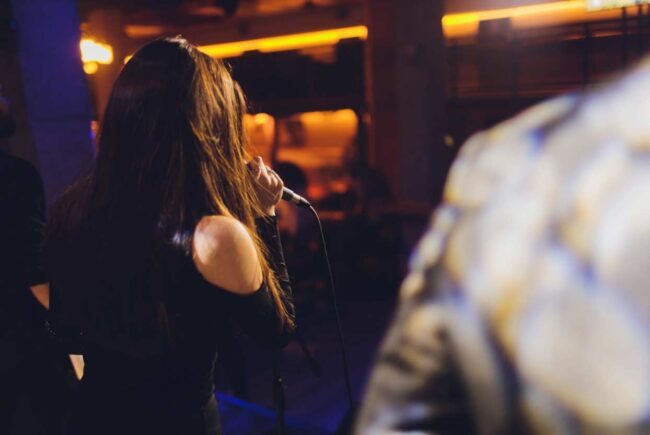 Karaoke urbano | El Digital de Asturias Karaoke urbano