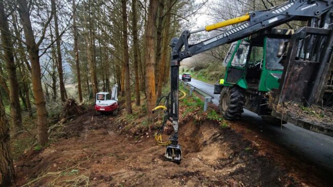 Obras en la AS-12 entre Boal y Doiras