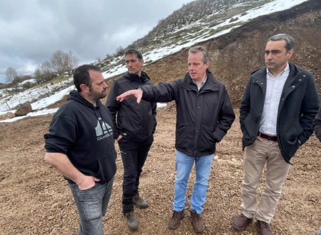 Un vial conecta Linares con Fonpedrín en el Aramo