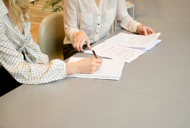 procurador en procesos judiciales