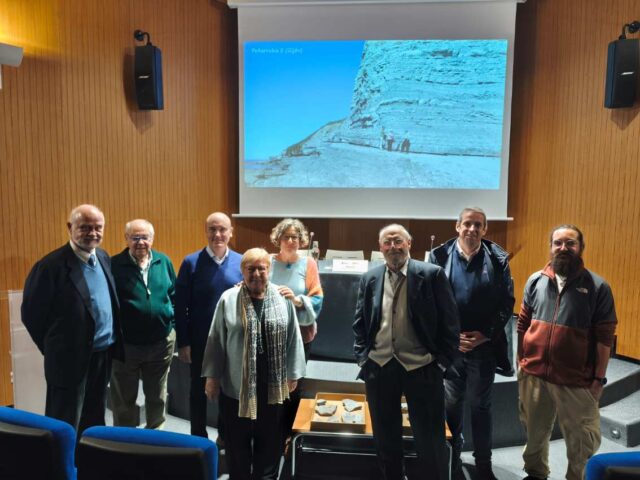 El MUJA recibe miles de fósiles donados por la UCM